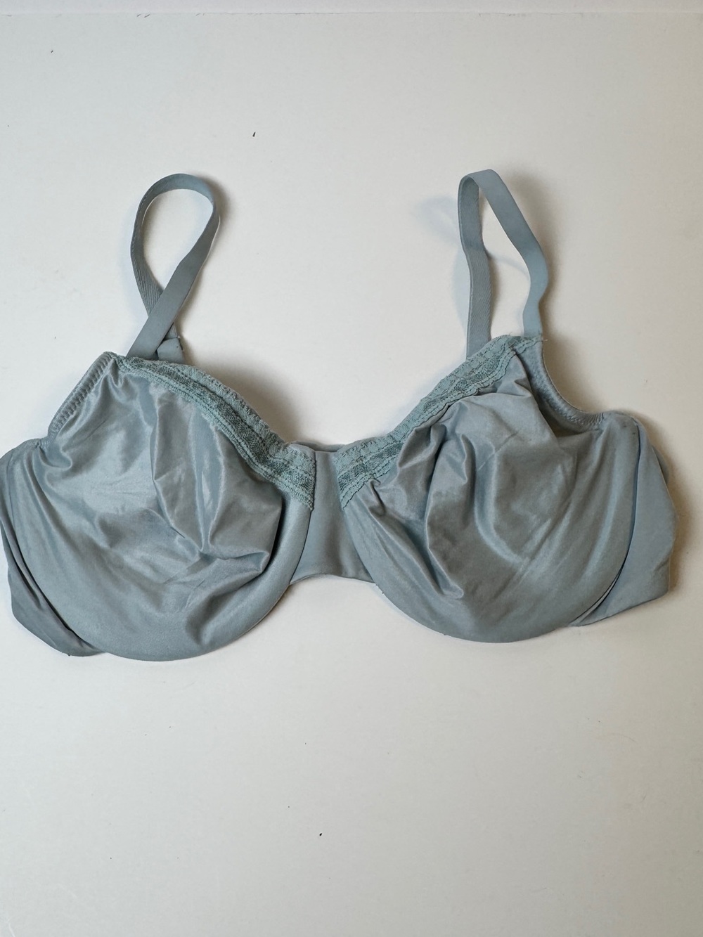 Wacoal Pale Blue Underwire Bra with Lace Accent